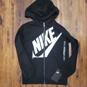 Nike hoodies (set of 2)